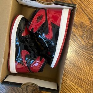 Bred Jordan’s size 6c